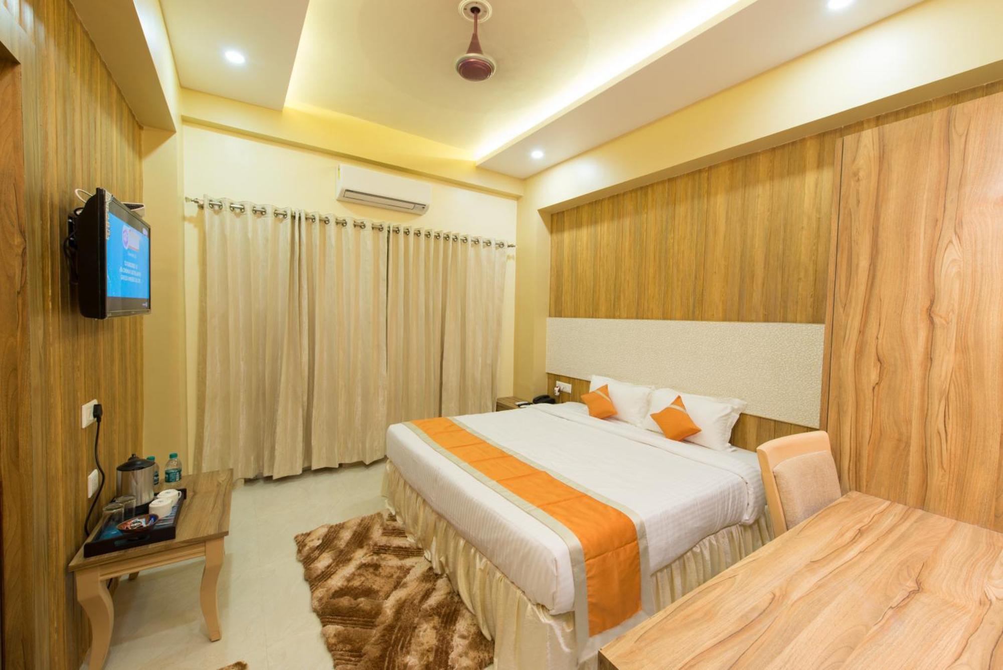 Ratana International Hotel 3*